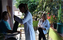 20052015_Programa_Saude_em_suacasa_forquetinha-atuao_das_enfermeiras_no_Programa_sade