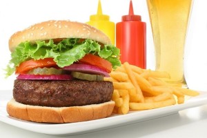 colesterol-alto-que-alimentos-estan-prohibidos-hamburguesa
