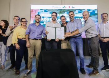 Leite e Gabriel anunciam avanços nas políticas habitacionais em Cruzeiro do Sul