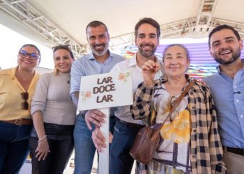 Leite e Gabriel entregam 20 casas definitivas em Estrela construídas pelo Programa A Casa é Sua - Calamidade